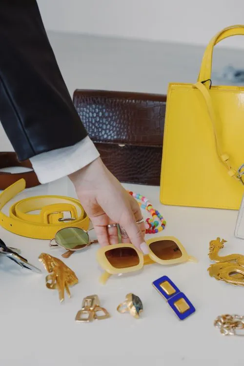 ACCESSORIES