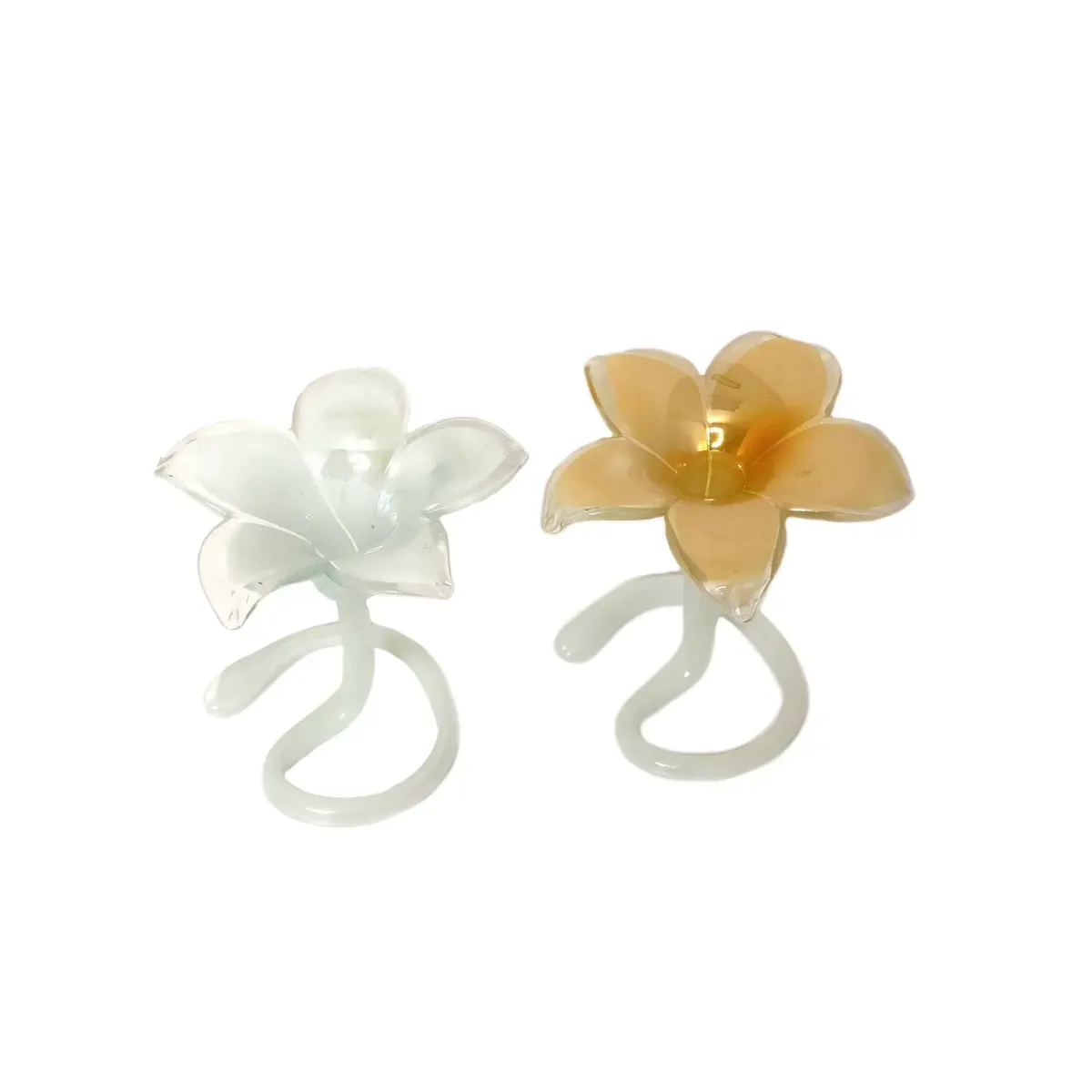 5 Petals Daffodil On Spiral Base