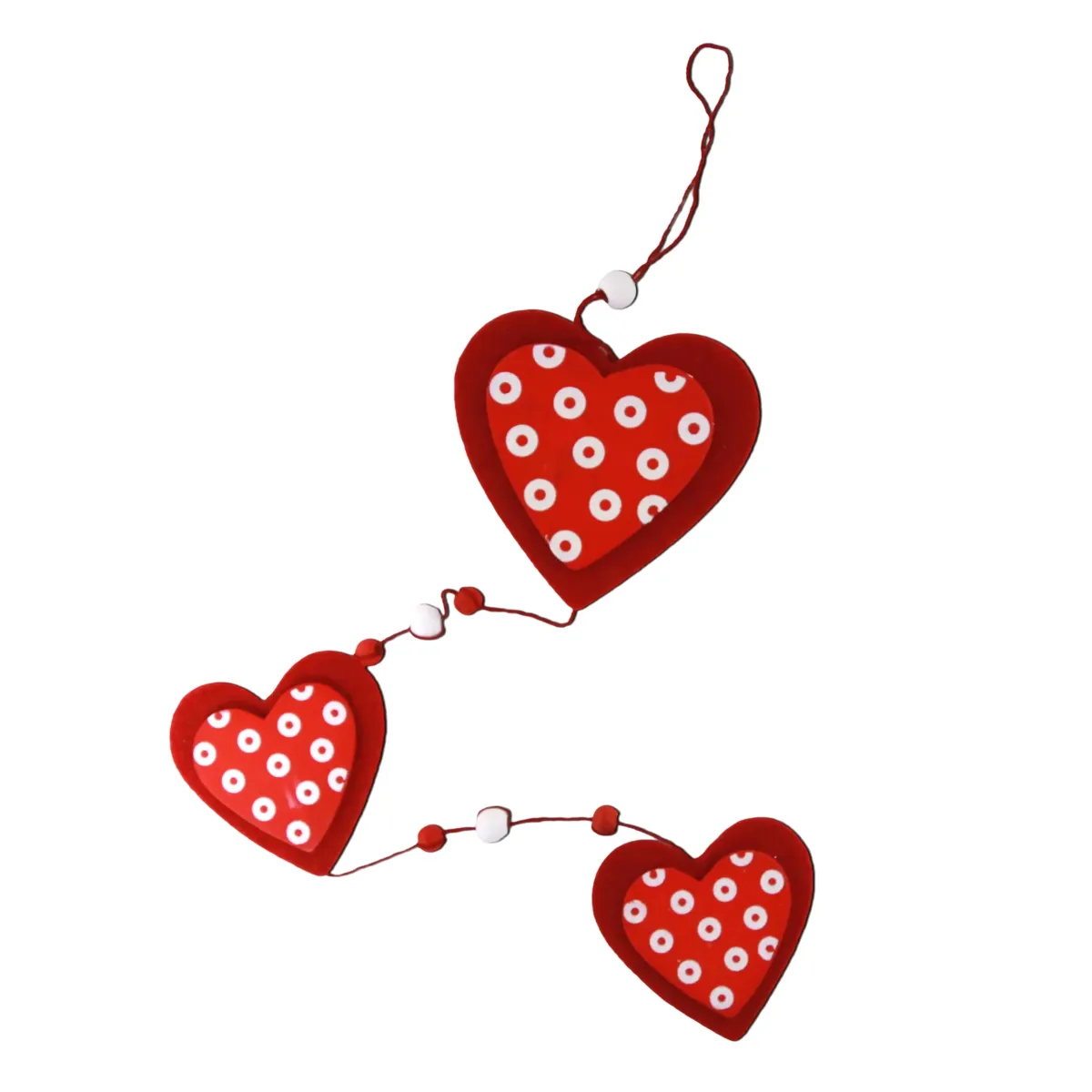 Red Heart Chain Wall Decoration