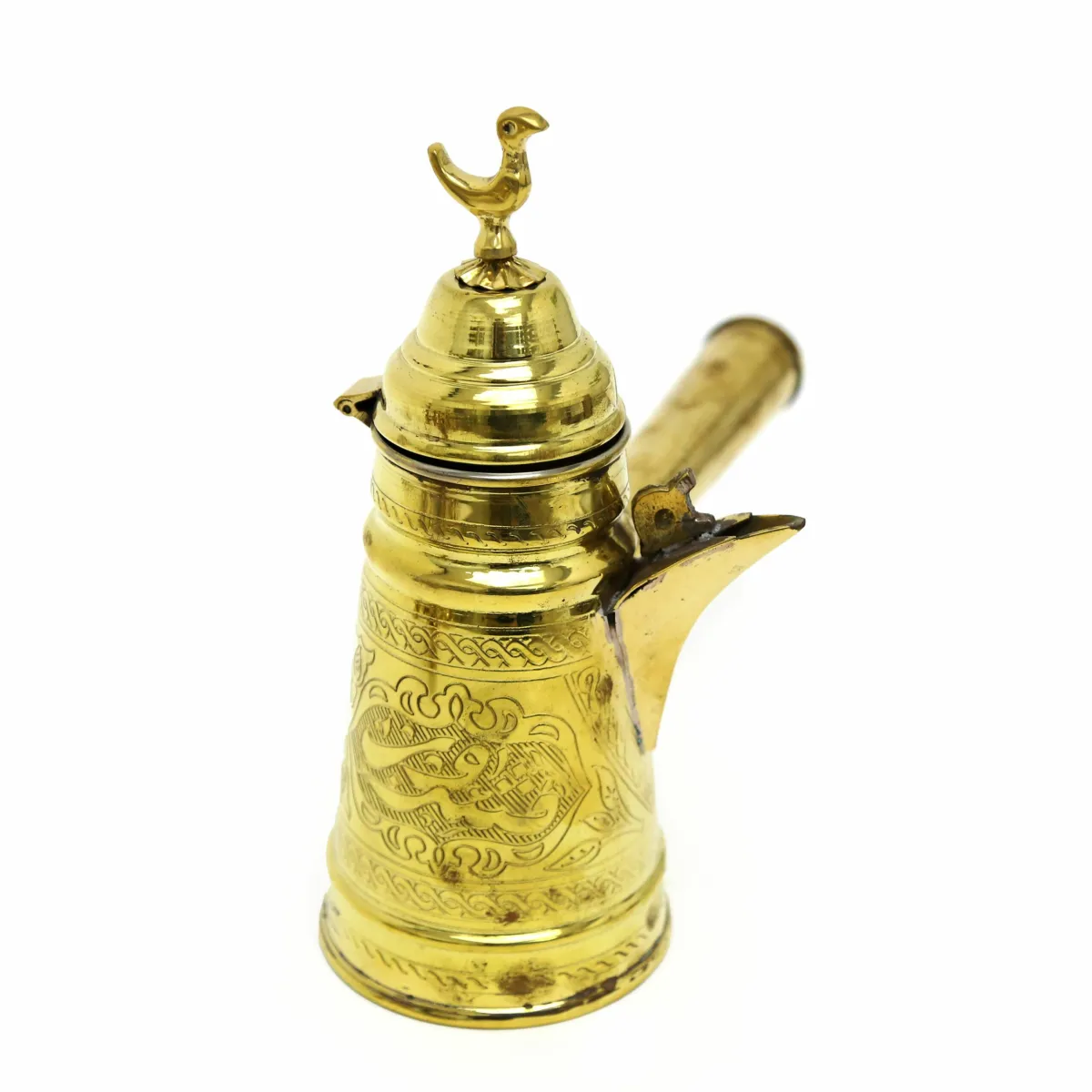 Golden Arabic Coffee Pot – Elegant Serving Piece