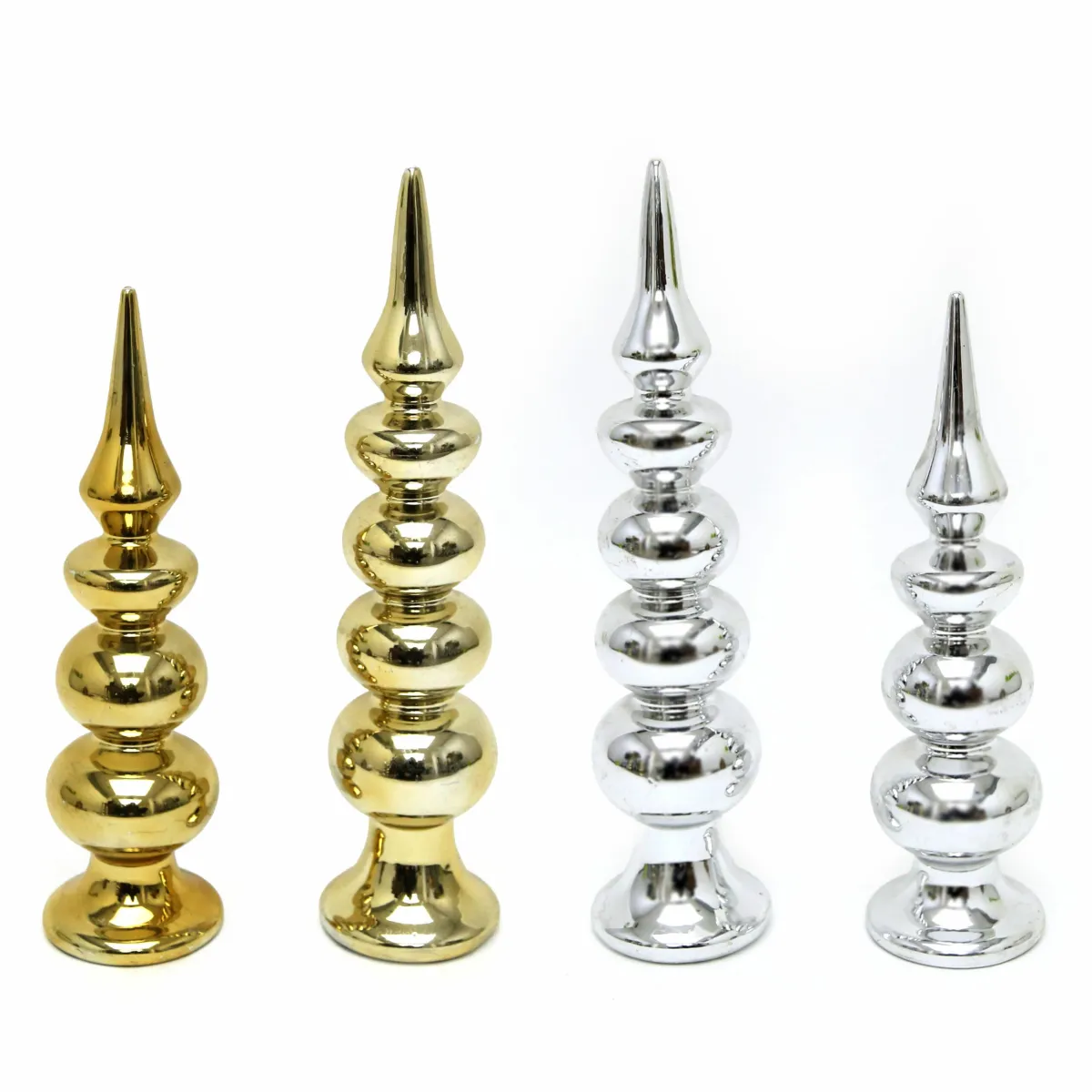 Sleek Elegance: Gold and Silver Cone-Shaped Ramadan Decorations
