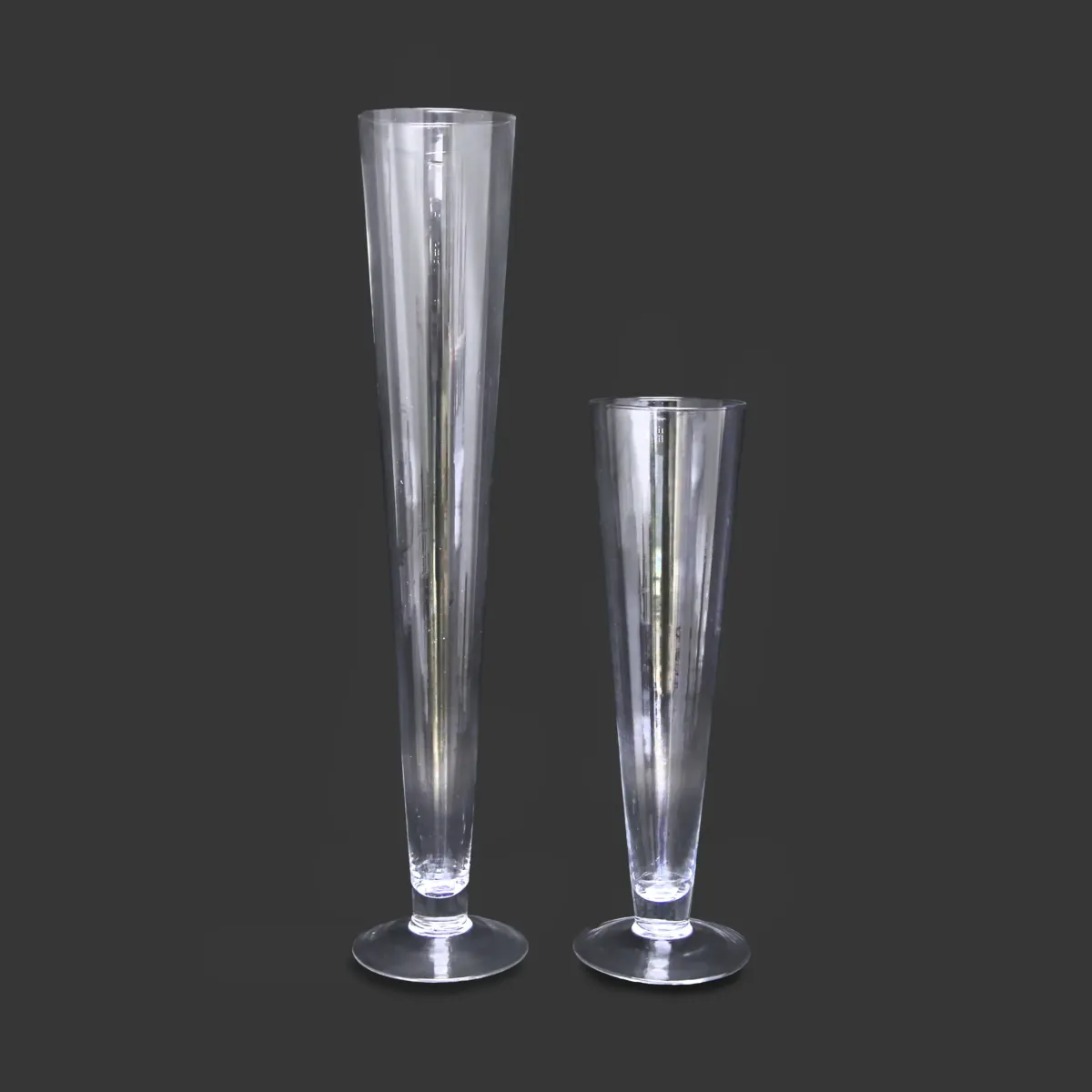 Transparent Flute Cup Glassware – Celebrate in Sparkling Style!