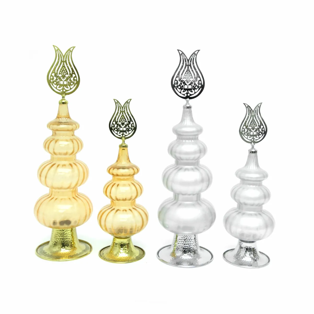 Radiant Reflections: Three-Layer Mihrab Vase with Metallic Accents for Ramadan