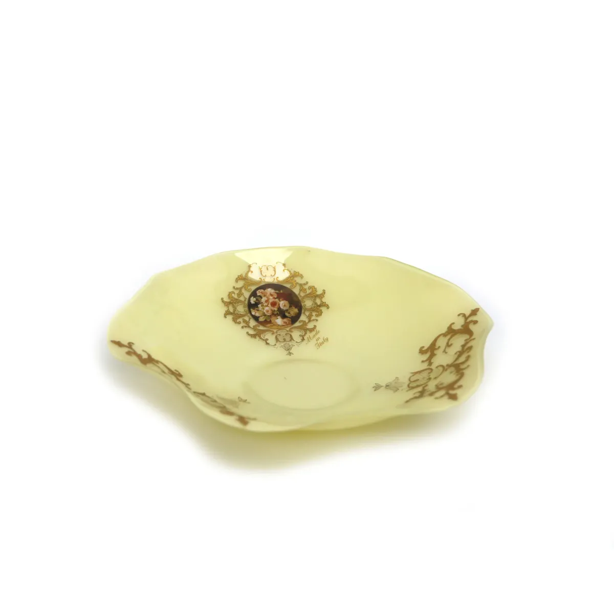 Fragonard Flowers Creme Wavy Bowl – Add Artistic Elegance to Your Decor!