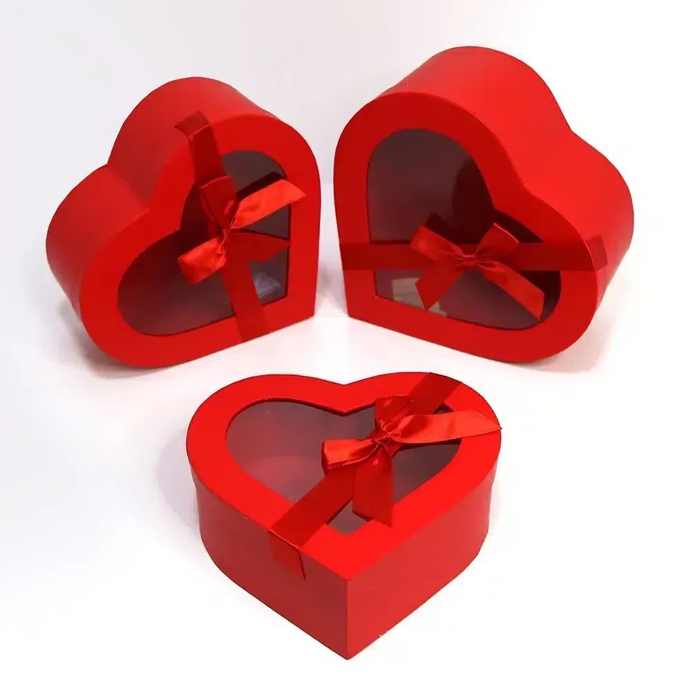 Heart Carton Gift Box With Satin Node