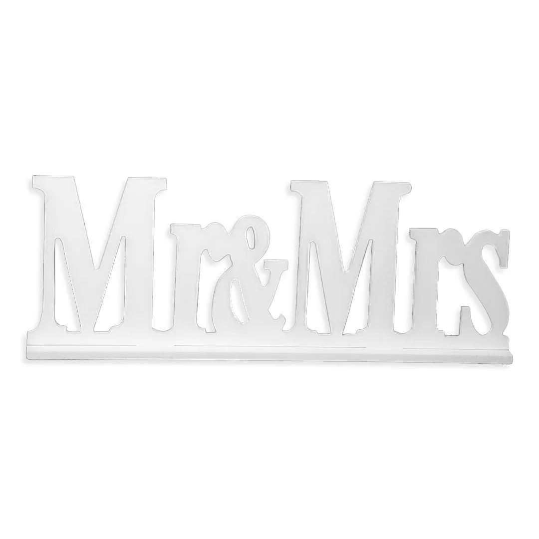 Elegant “Mr & Mrs” Gypsum Sign – Wedding & Home Decor