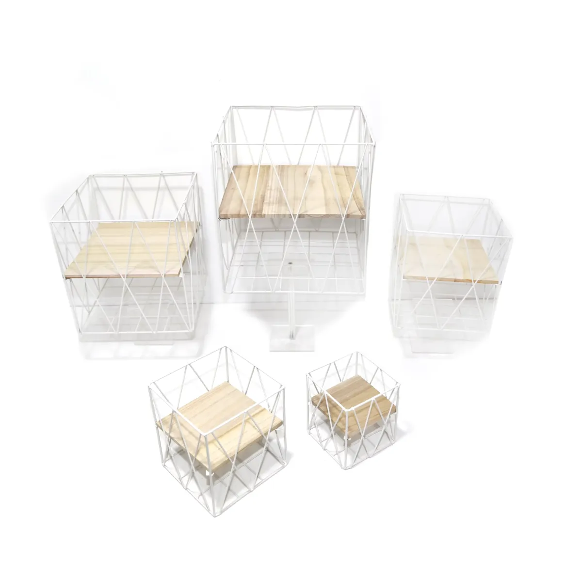 White Metal Basket With Mid Wooden Chip