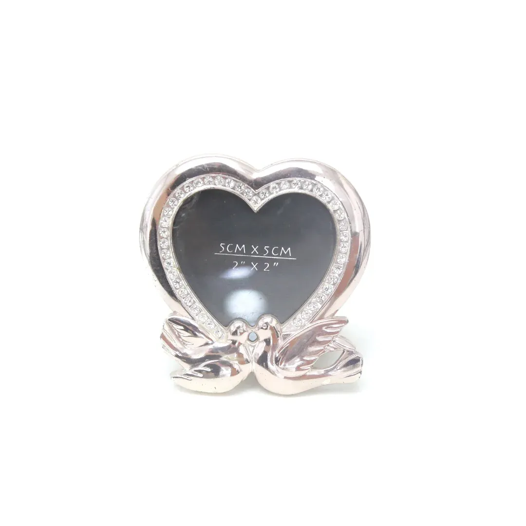 Strassed Heart Frame With 2 Love Birds