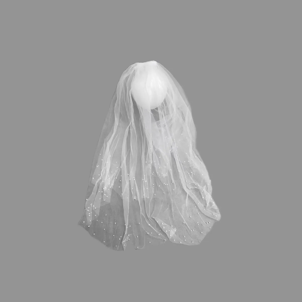 White Veil with Pearl Clip – Elegant Bridal & Occasion Accessory