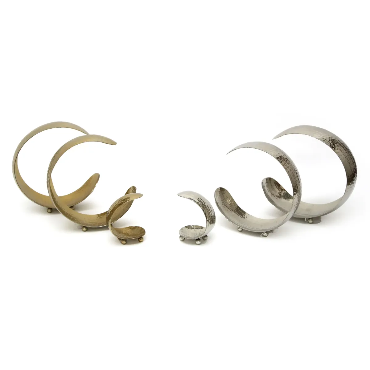 Spiral Elegance: Aluminum Footed Curve Bowl for Ramadan Decoratives