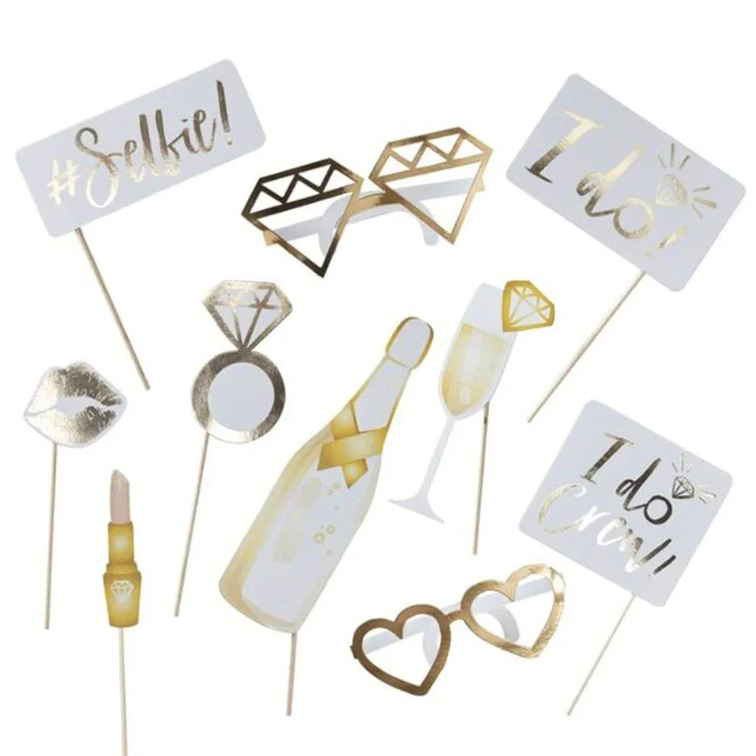“I Do” Props on Sticks – Celebrate Your Wedding Day with Joy!