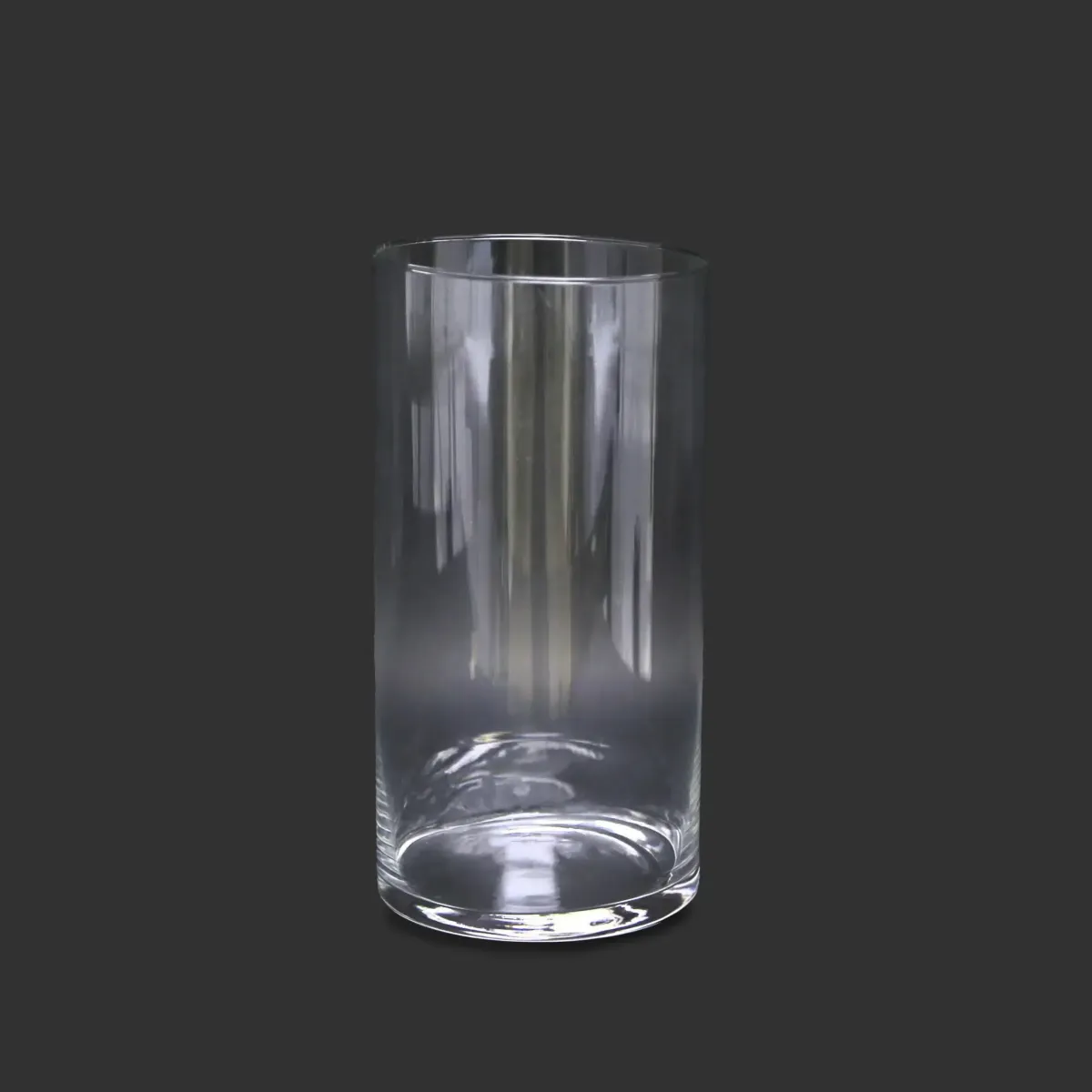Transparent Cylinder Glassware – Elevate Your Decor with Versatile Style!