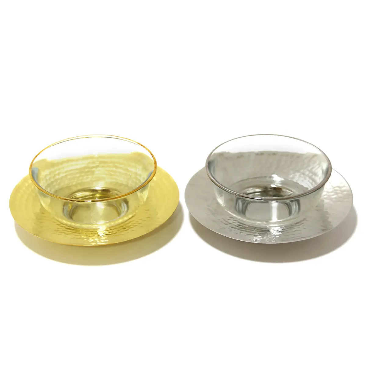 Hammered Coaster Set with Rimmed Glass Bowl