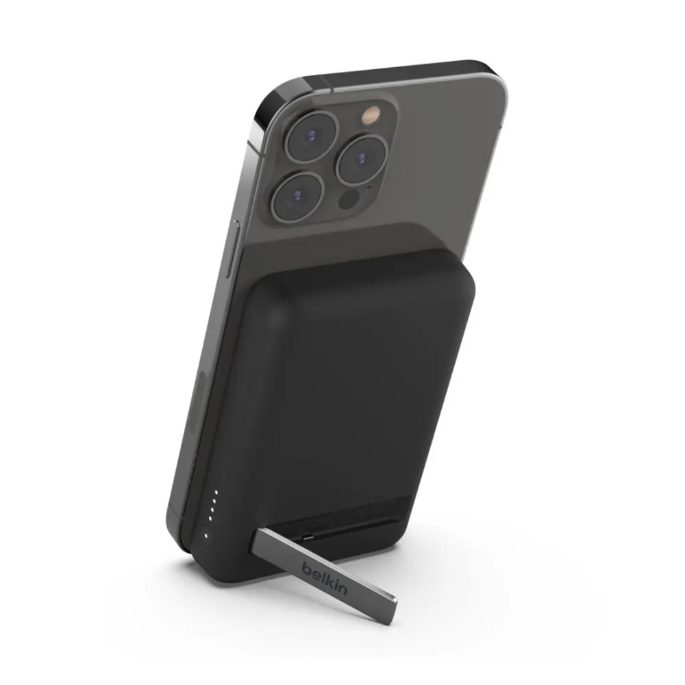 Belkin BoostCharge Magnetic Wireless Power Bank 5K with Stand